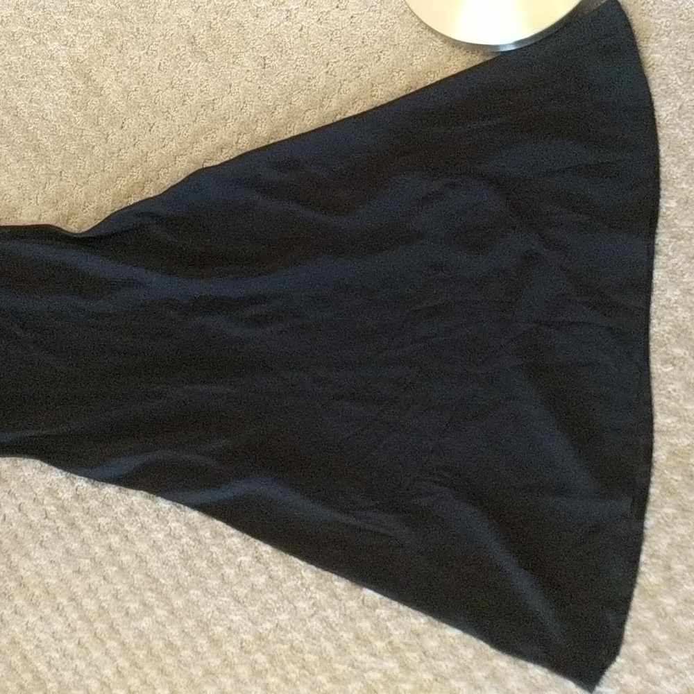 Laura Ashley black & lace dress - Picture 6 of 6
